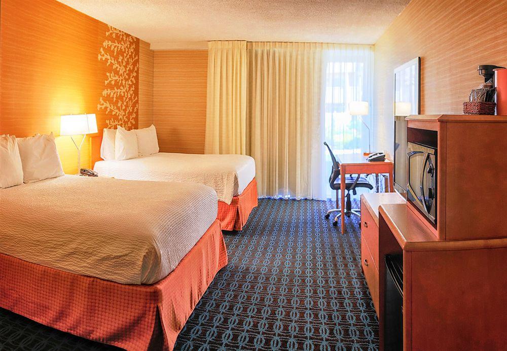 Fairfield Inn And Suites By Marriott San Jose Airport Eksteriør billede