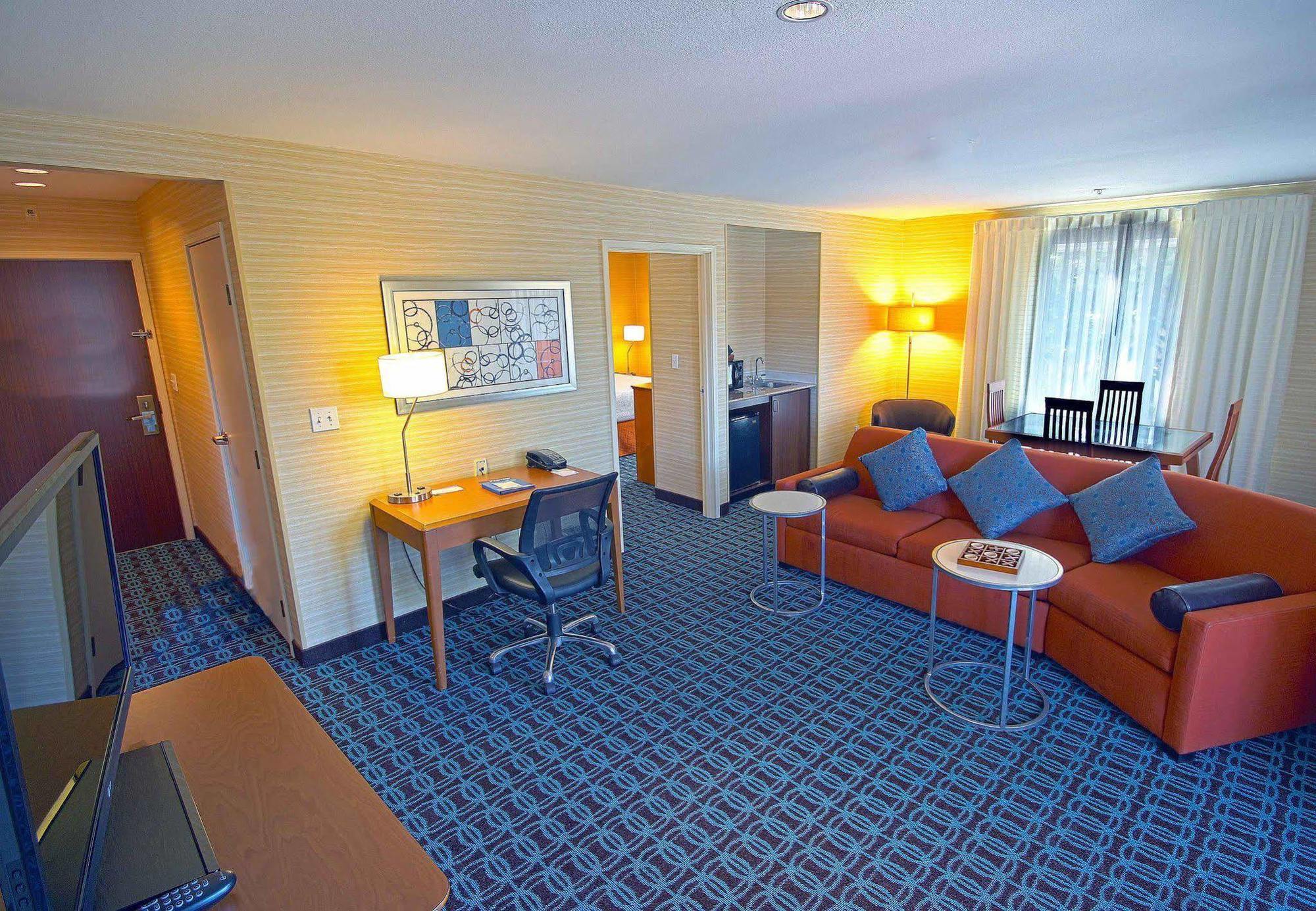 Fairfield Inn And Suites By Marriott San Jose Airport Eksteriør billede